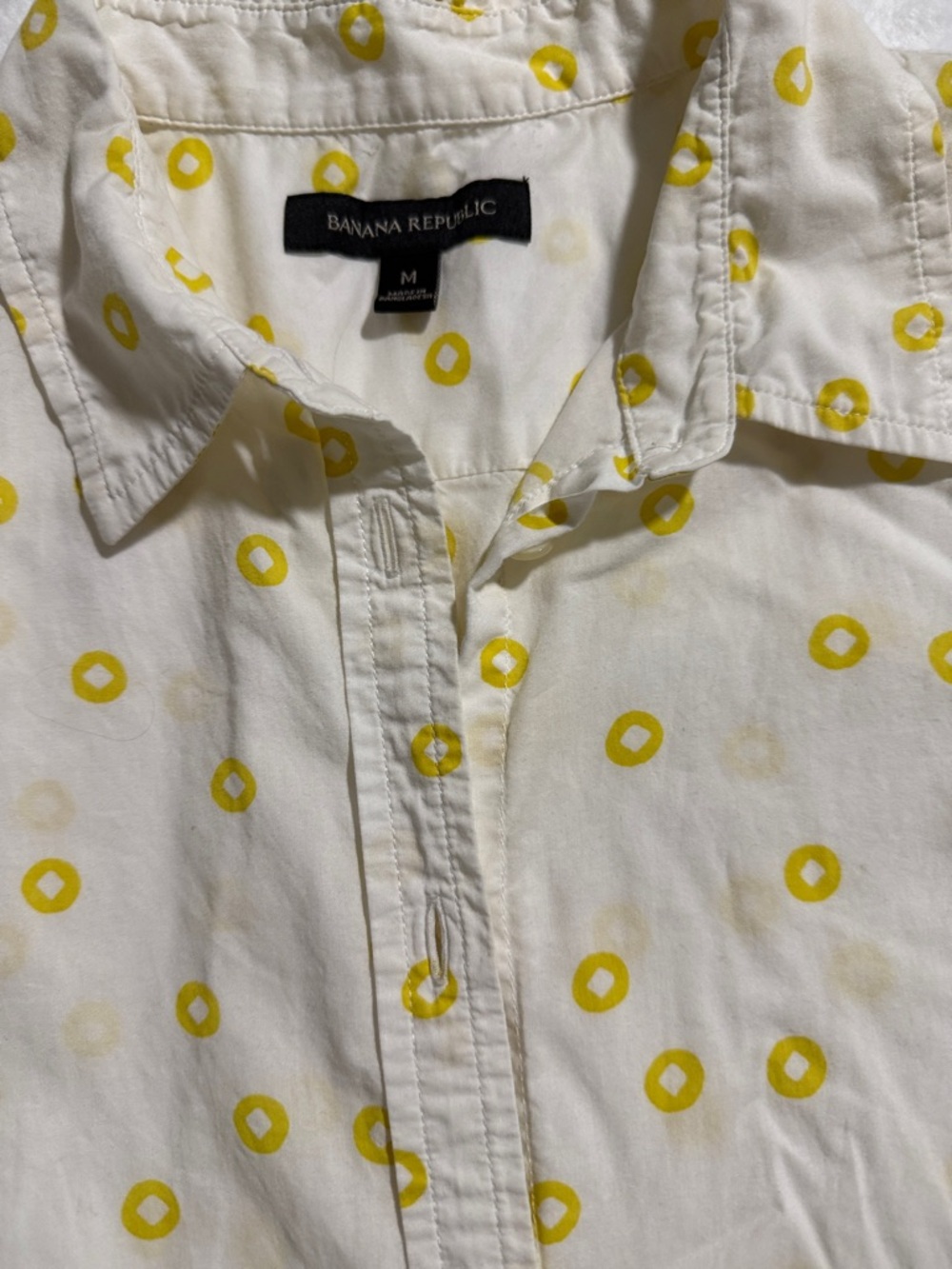 Banana Republic women’s White Shirt with Yellow Dot Print